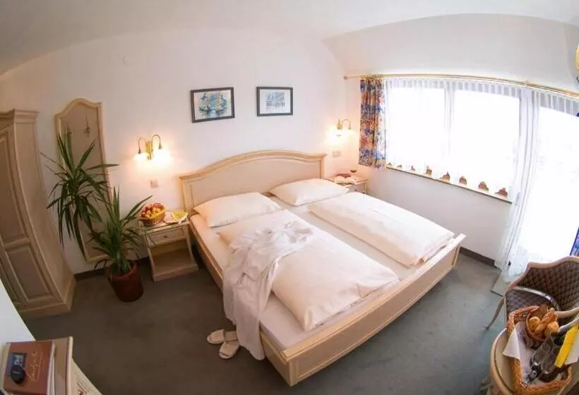 اتاق اکونومی, Gartenhotel & Weingut Pfeffel Dürnstein
