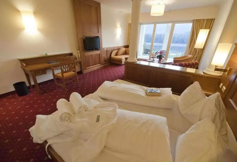 سوییت جونیور, Gartenhotel & Weingut Pfeffel Dürnstein