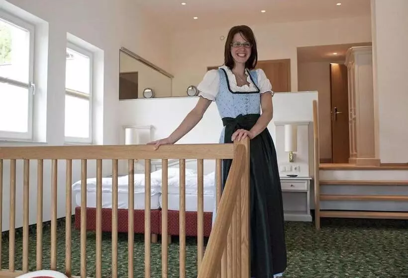 اتاق لوکس, Gartenhotel & Weingut Pfeffel Dürnstein