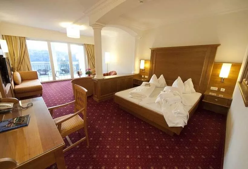 سوییت جونیور, Gartenhotel & Weingut Pfeffel Dürnstein