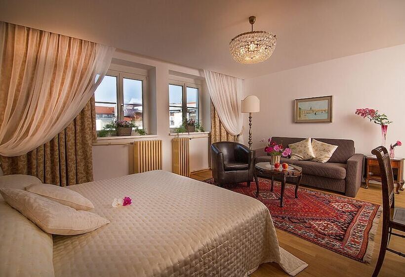اتاق استاندارد سه نفره, Austria Classic Hotel Wolfinger   Hauptplatz