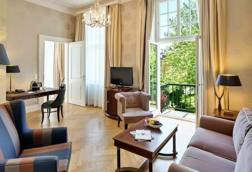 سوییت جونیور, Austria Trend Parkhotel Schönbrunn Wien