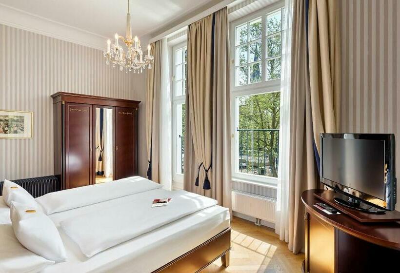سوییت جونیور, Austria Trend Parkhotel Schönbrunn Wien