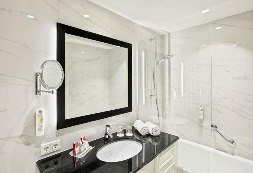 اتاق خانوادگی, Austria Trend Parkhotel Schönbrunn Wien