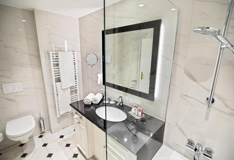 اتاق خانوادگی, Austria Trend Parkhotel Schönbrunn Wien