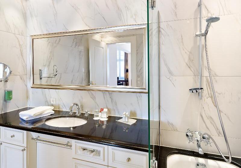 سوییت جونیور, Austria Trend Parkhotel Schönbrunn Wien