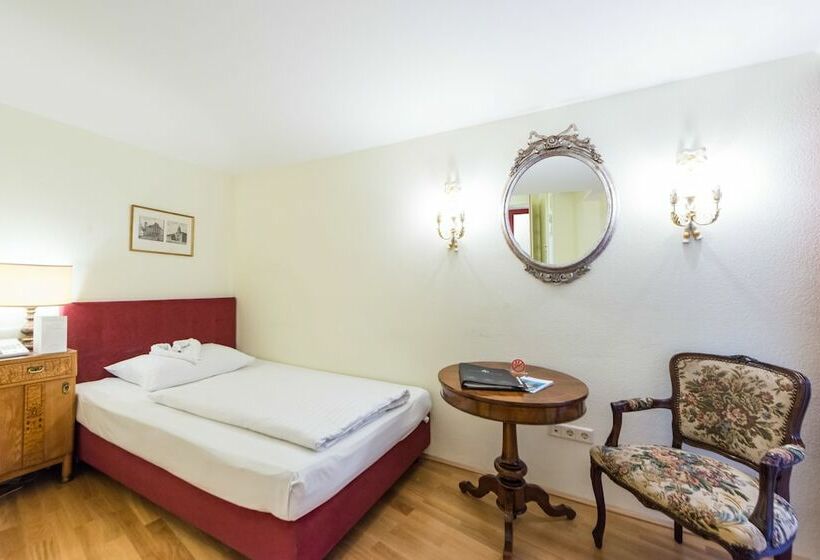 标准单人间, Graben