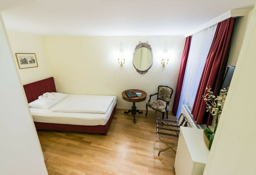 标准单人间, Graben