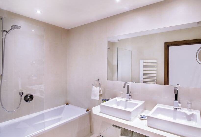 ジュニアスイート, Kaiserhof Superior