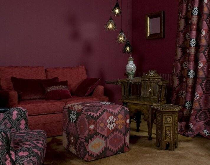 جناح ديلوكس, Kristiania Lech