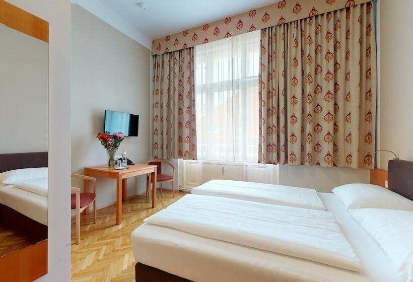 标准间, Post Wien