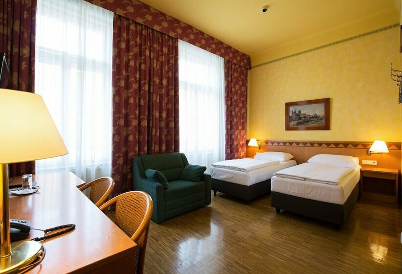 标准间, Post Wien