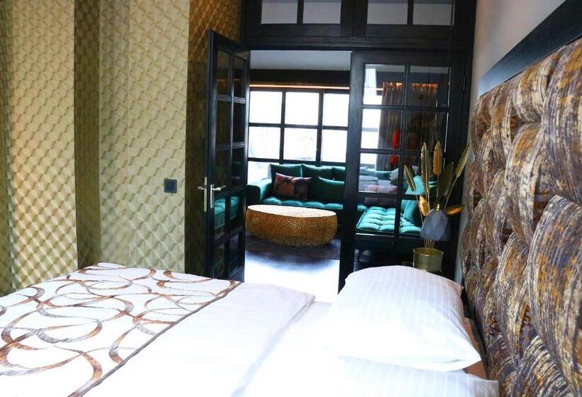 سوئیت پنت هاوس, Vienna Beim Prater