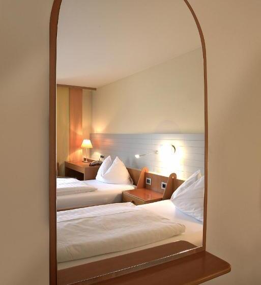 חדר סופריור, Rokohof