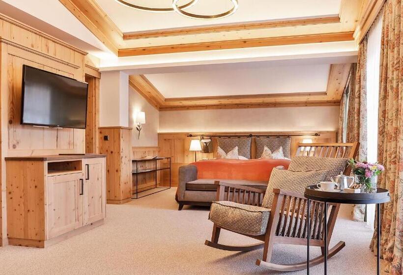 سوییت جونیور با بالکن, Superior Hotel Tirolerhof   Zell Am See