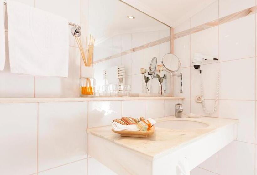 غرفة إقتصادية, Superior Hotel Tirolerhof   Zell Am See