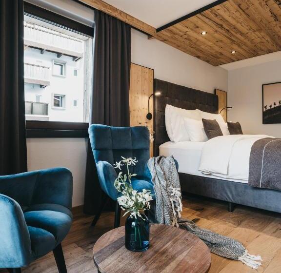 스탠다드 룸, Vaya Nauders