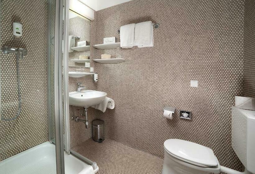 اتاق استاندارد, Vier Jahreszeiten