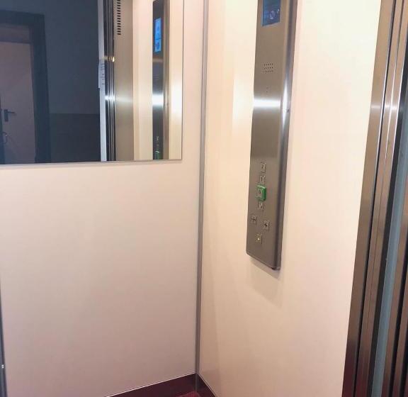 Standard Triple Room, Vogelweiderhof