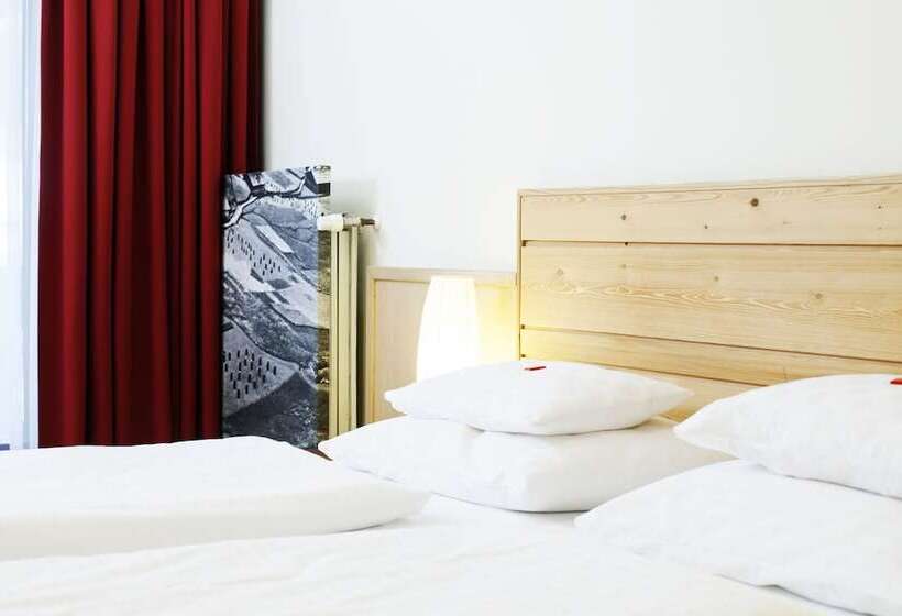 Номер Стандарт Трехместный, Parkhotel Matrei