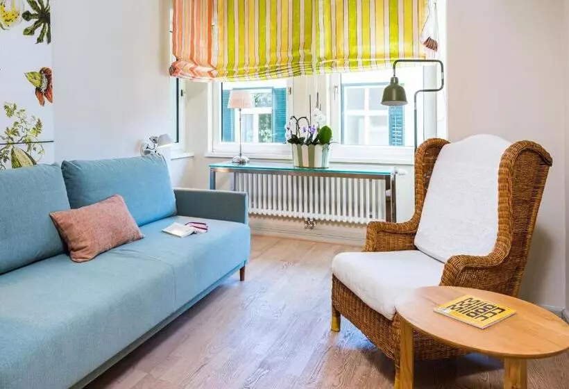 Perhesviitti, Seehotel Hubertushof