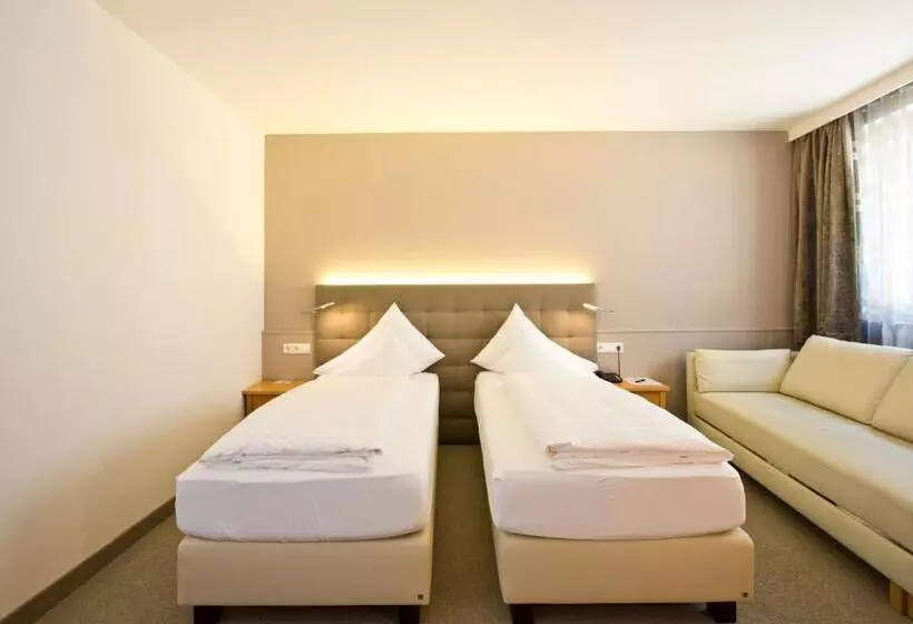 コンフォートルーム, Stadthotel Goldenes Schiff
