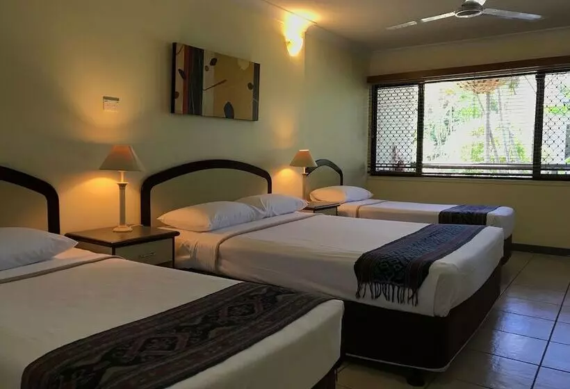 اتاق خانوادگی, Bay Village Tropical Retreat & Apartments