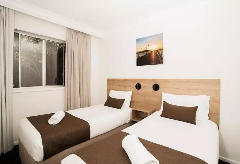 اتاق استاندارد سه نفره, Caribbean Motel