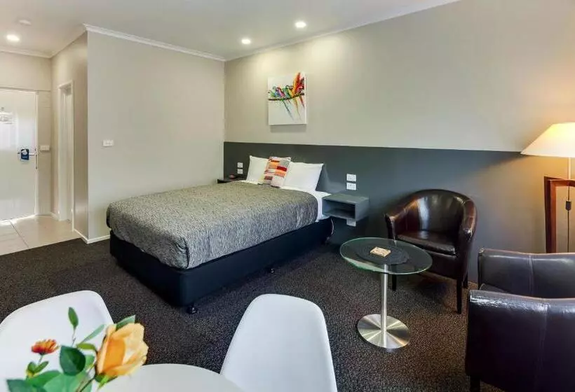 エコノミールーム, Central Deborah Motel