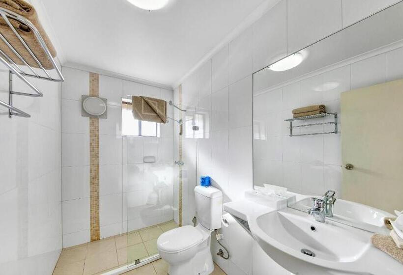 غرفة قياسية مزوَّدة بشُرفة, Central Deborah Motel