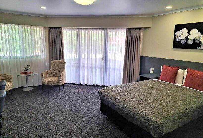 غرفة قياسية مزوَّدة بشُرفة, Central Deborah Motel