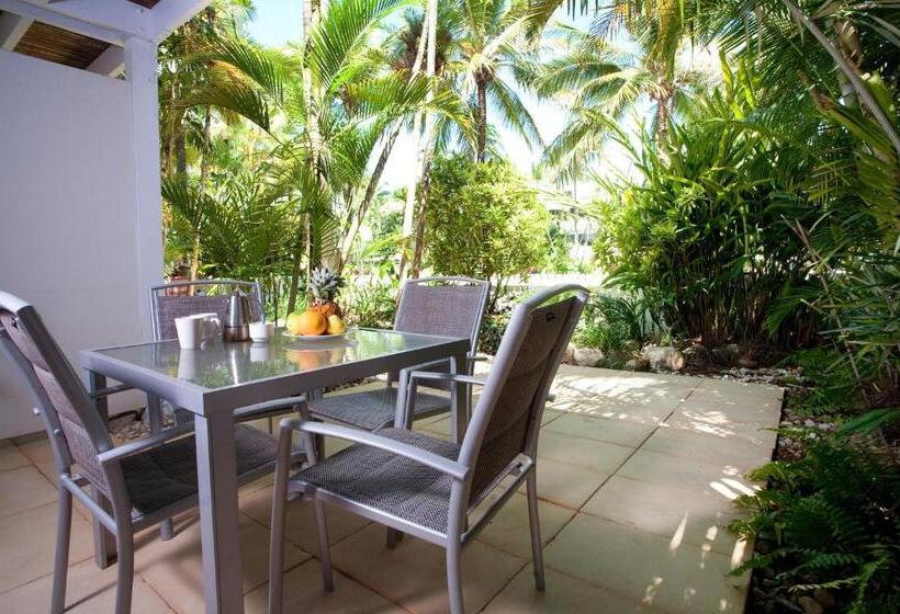 Вилла 2 Спальни, Coral Sea Villas