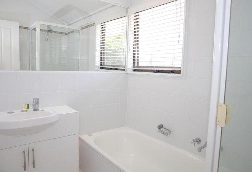 شقة غرفتين, Glen Eden Beach Resort