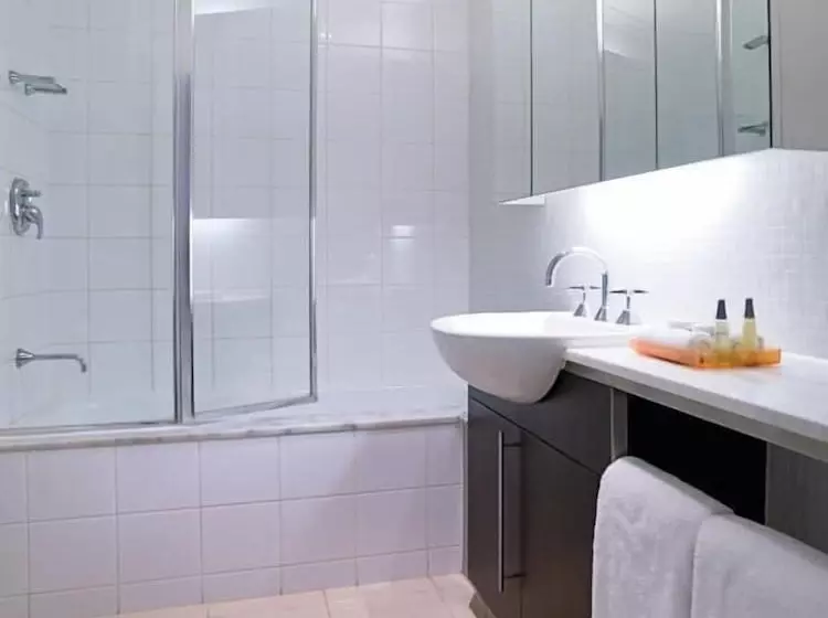 スタンダードルーム, The Parkmore