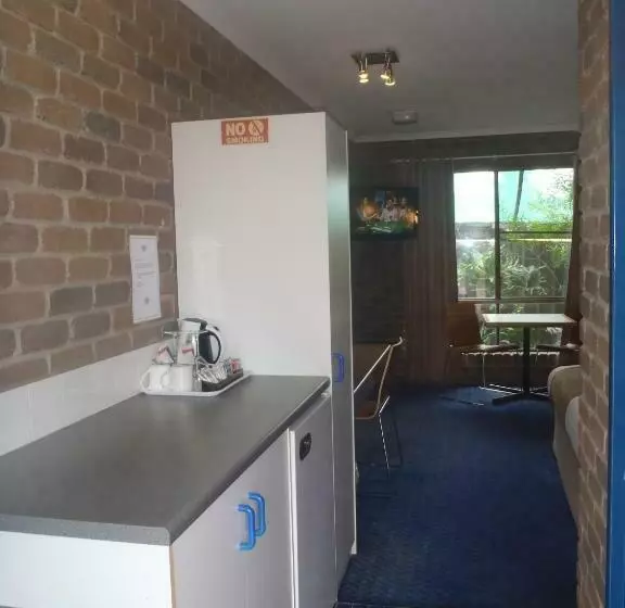スタンダードルーム, Cattleman's Rest Motor Inn