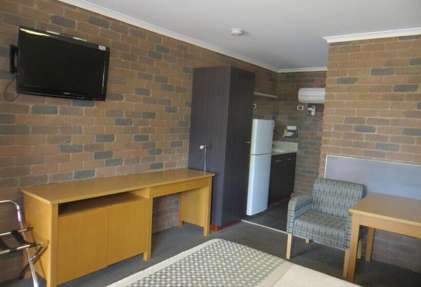 Номер Deluxe, Cattleman's Rest Motor Inn