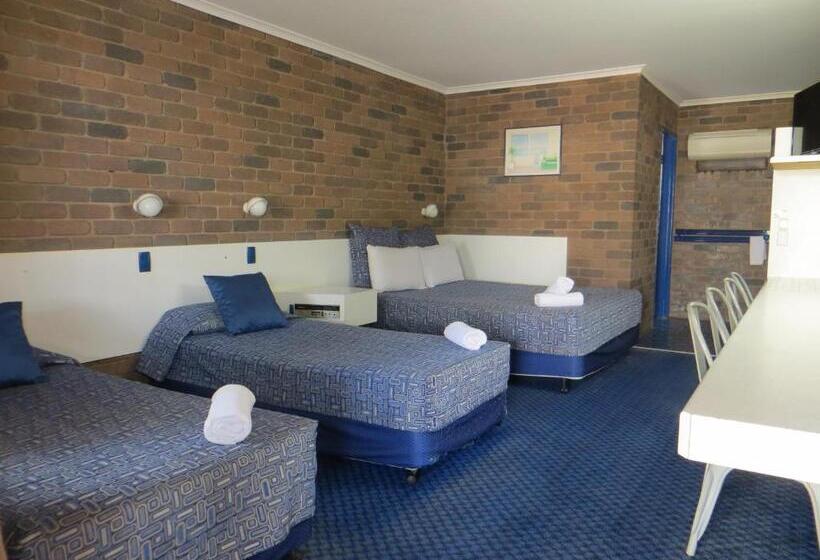 Семейный Номер, Cattleman's Rest Motor Inn