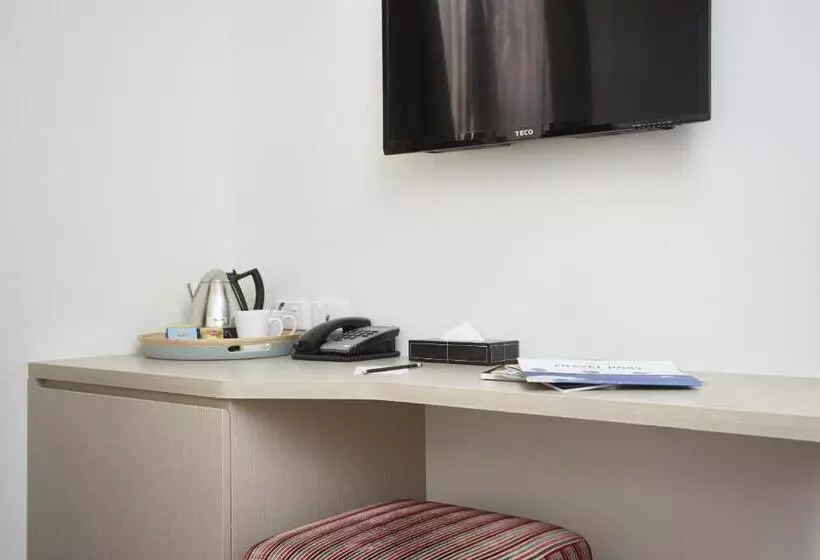 ダブルベッドのベーシックルーム, Cosmopolitan Hotel And Apartments