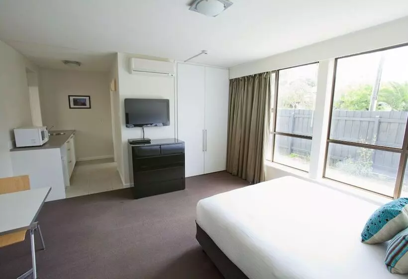 デラックスルーム, Cosmopolitan Hotel And Apartments