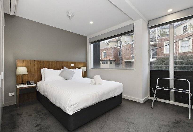Апартаменты 1 Спальня с Террасой, Cosmopolitan Hotel And Apartments