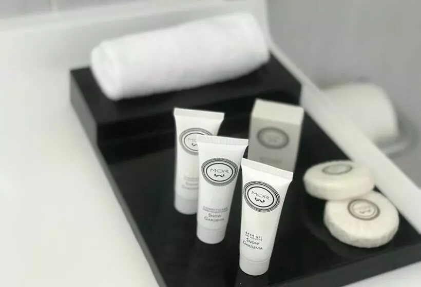 자쿠지 스위트, Engadine Motor Inn