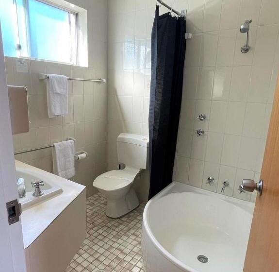 디럭스 룸, Forster Motor Inn