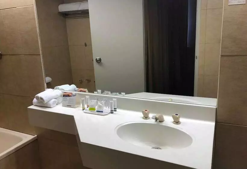 اتاق استاندارد, Quality Hotel Ambassador Perth