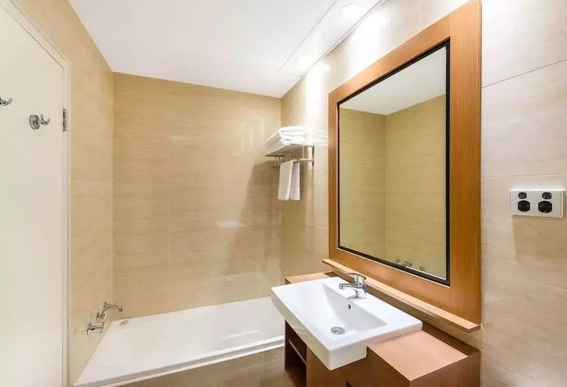 اتاق پرمیوم, Quality Hotel Ambassador Perth