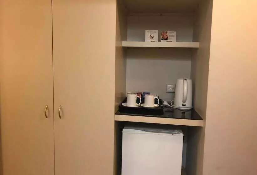 اتاق استاندارد, Quality Hotel Ambassador Perth
