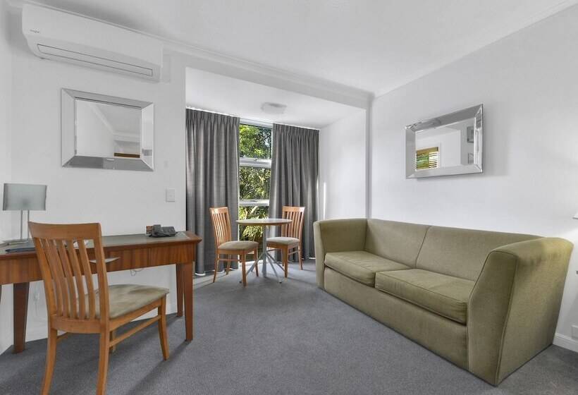 اتاق لوکس, Airport Heritage Motel