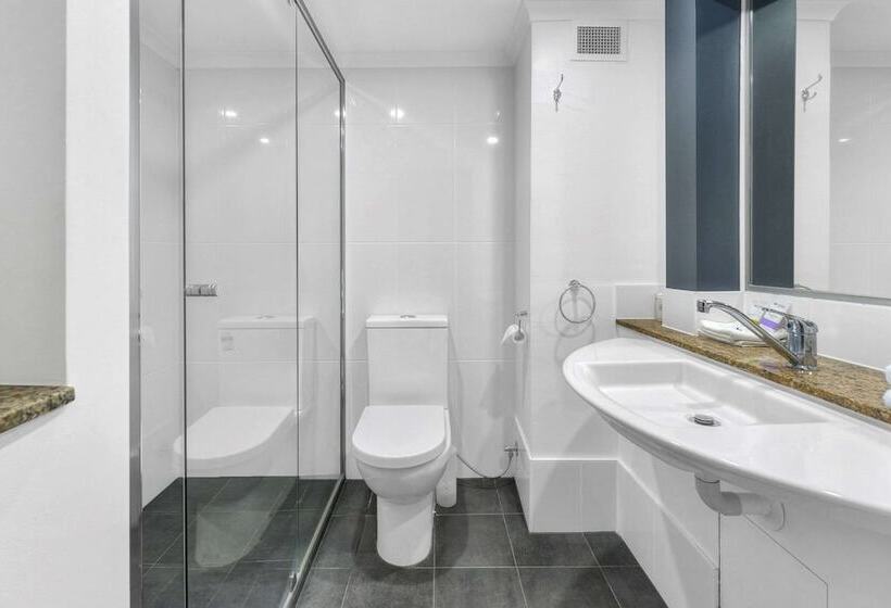 اتاق لوکس, Airport Heritage Motel