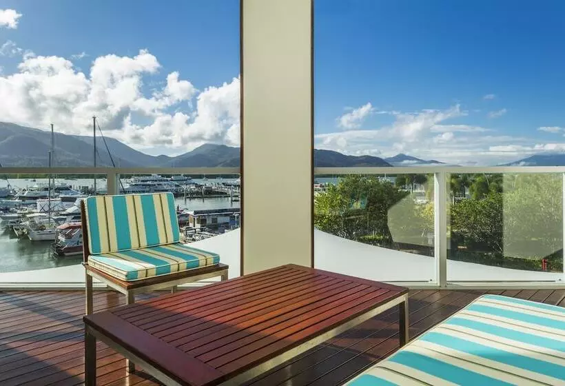 سوئیت کلاب, Shangrila The Marina, Cairns