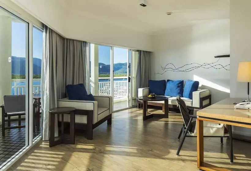 سوییت اجرایی, Shangrila The Marina, Cairns
