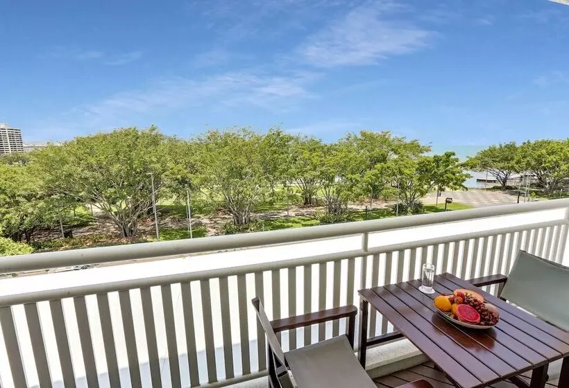 سوییت اجرایی, Shangrila The Marina, Cairns